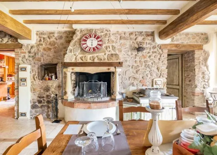 Dacia Bed and Breakfast 4*