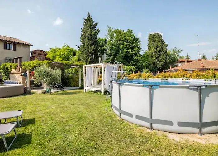 Dacia Bed & Breakfast Guiglia