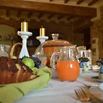 Dacia Bed And Restaurant לינה וארוחת בוקר 4*