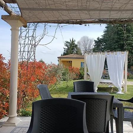Dacia Bed And Restaurant Oda ve Kahvaltı