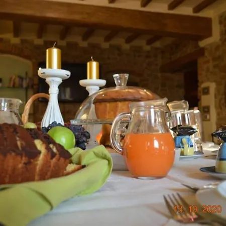 Dacia Bed And Restaurant Bed and Breakfast 4*