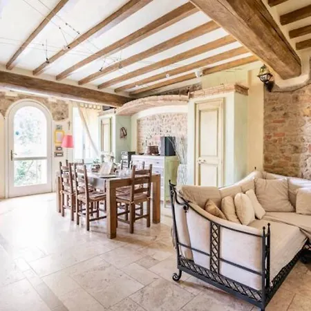 Dacia Bed And Restaurant 4* Guiglia