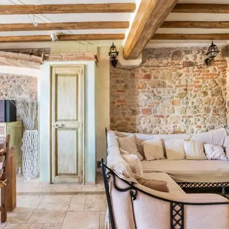 Dacia Bed And Restaurant 4*