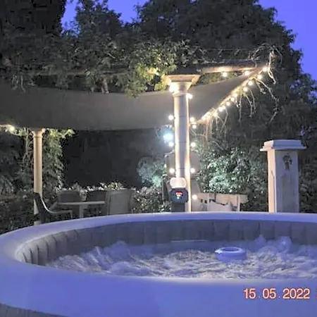Dacia Bed And Restaurant Oda ve Kahvaltı 4*