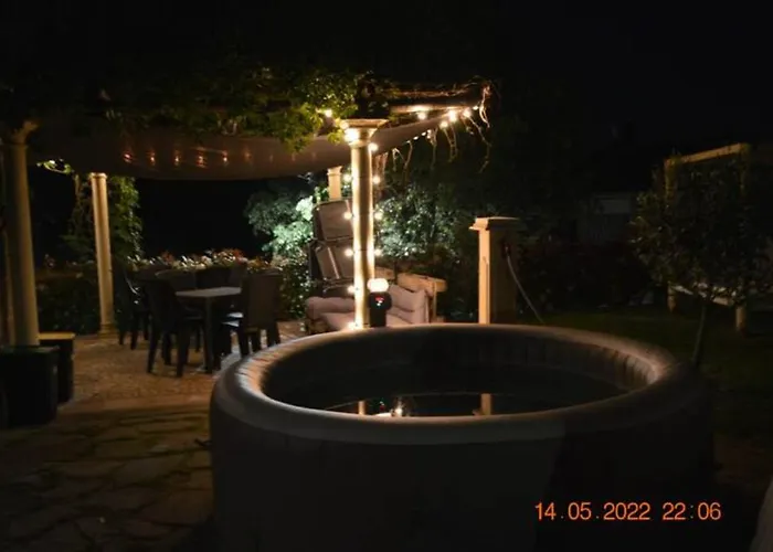 Dacia Bed & Breakfast Guiglia