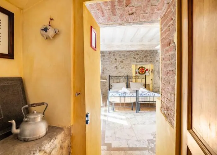 Bed & Breakfast Dacia 4*